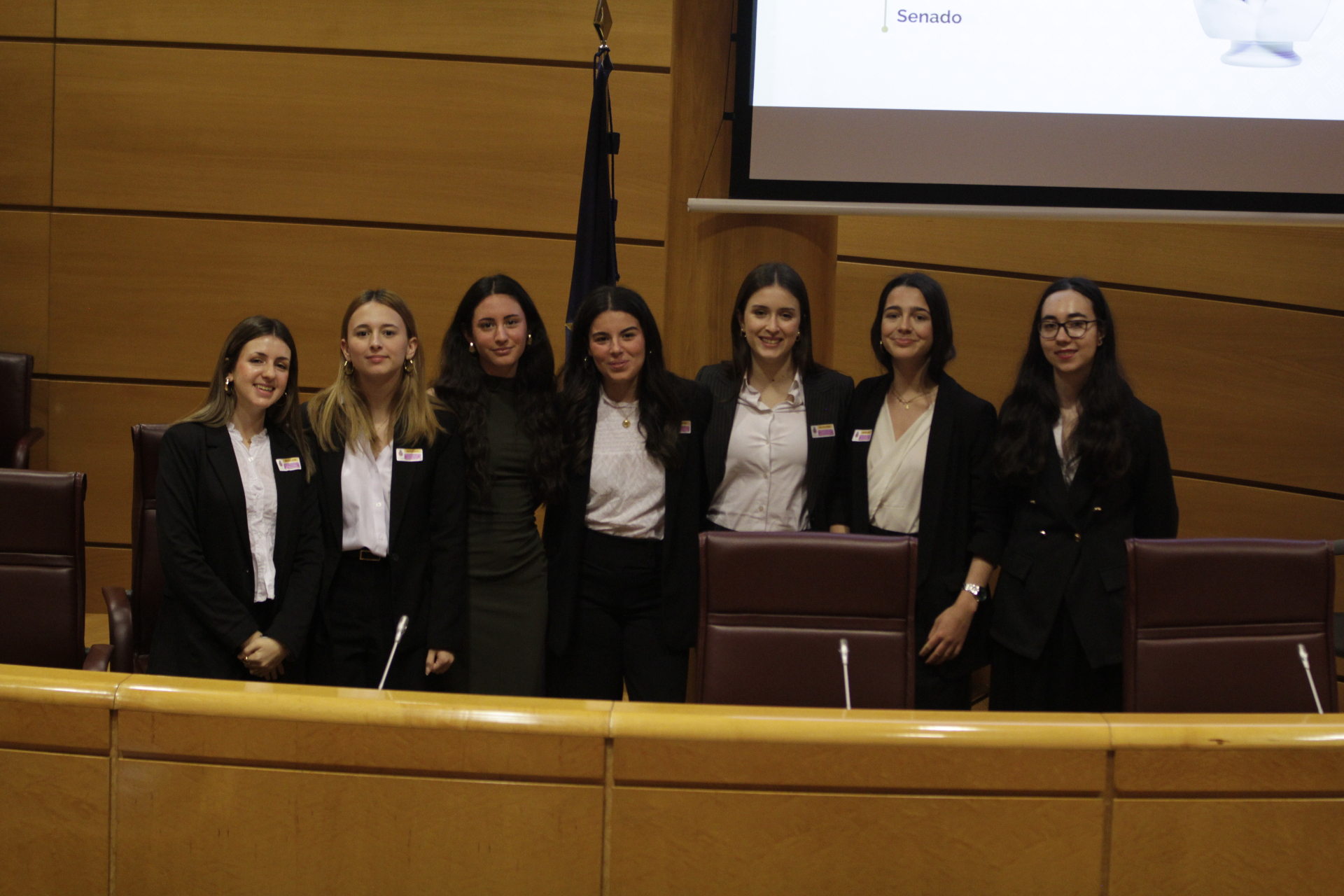 Equipo profesional de Calatea en el Senado